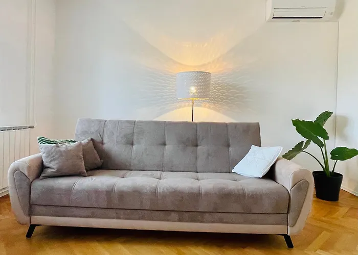 Apartma Srecko, Sezana
